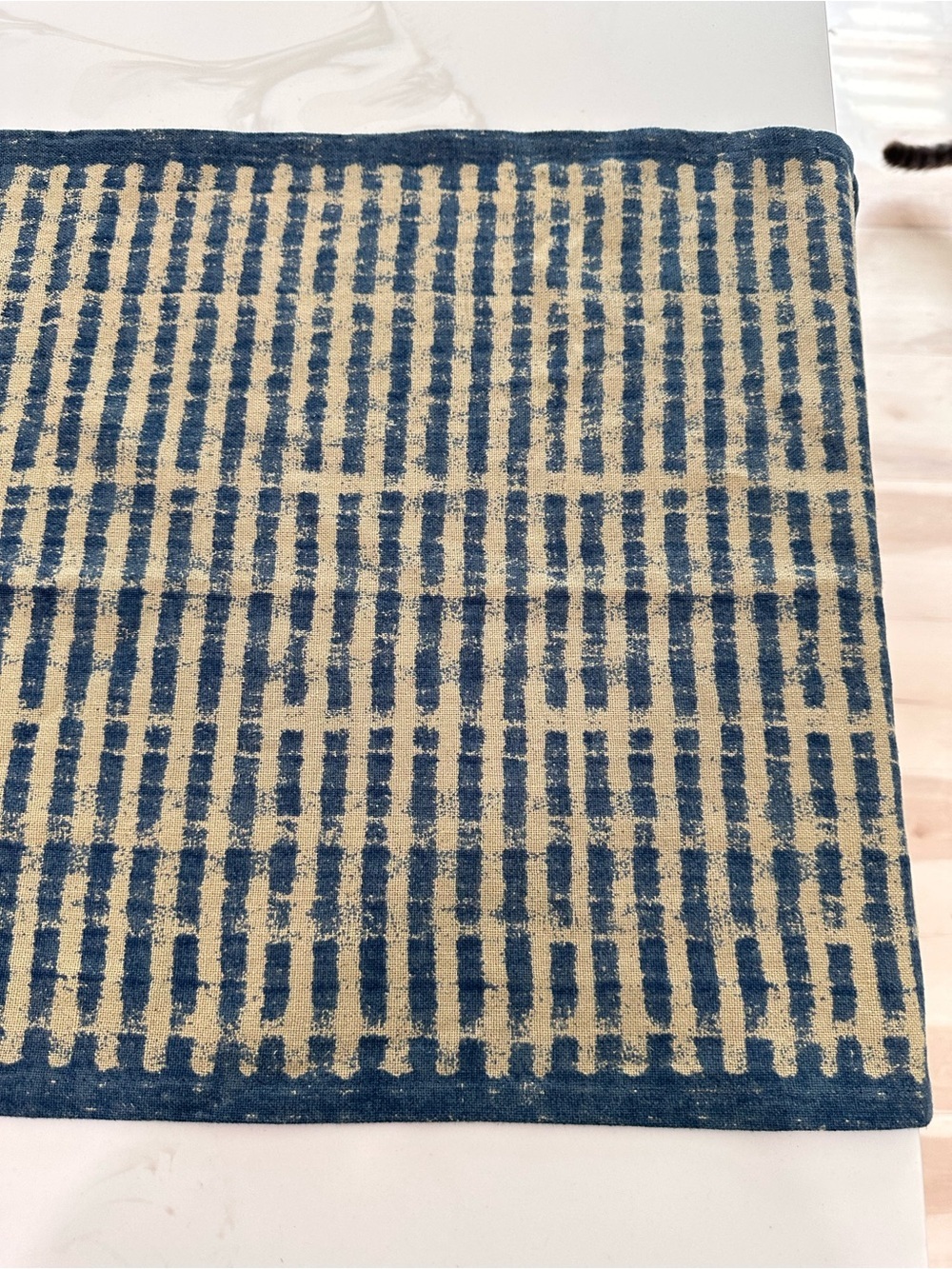 Williams Sonoma Navy and cream Green  Plaid Table Runner Home Decor  Kitchen - Picture 4 of 6